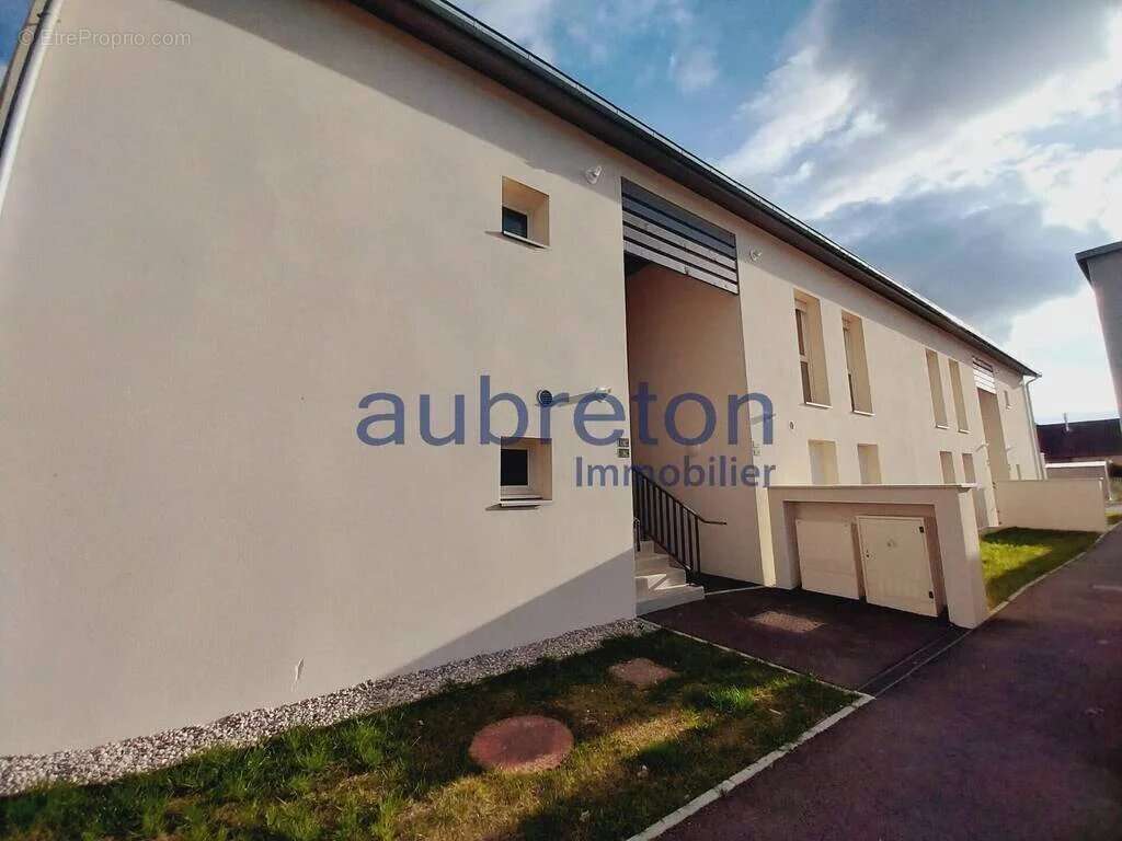 Appartement à COGNIN-LES-GORGES