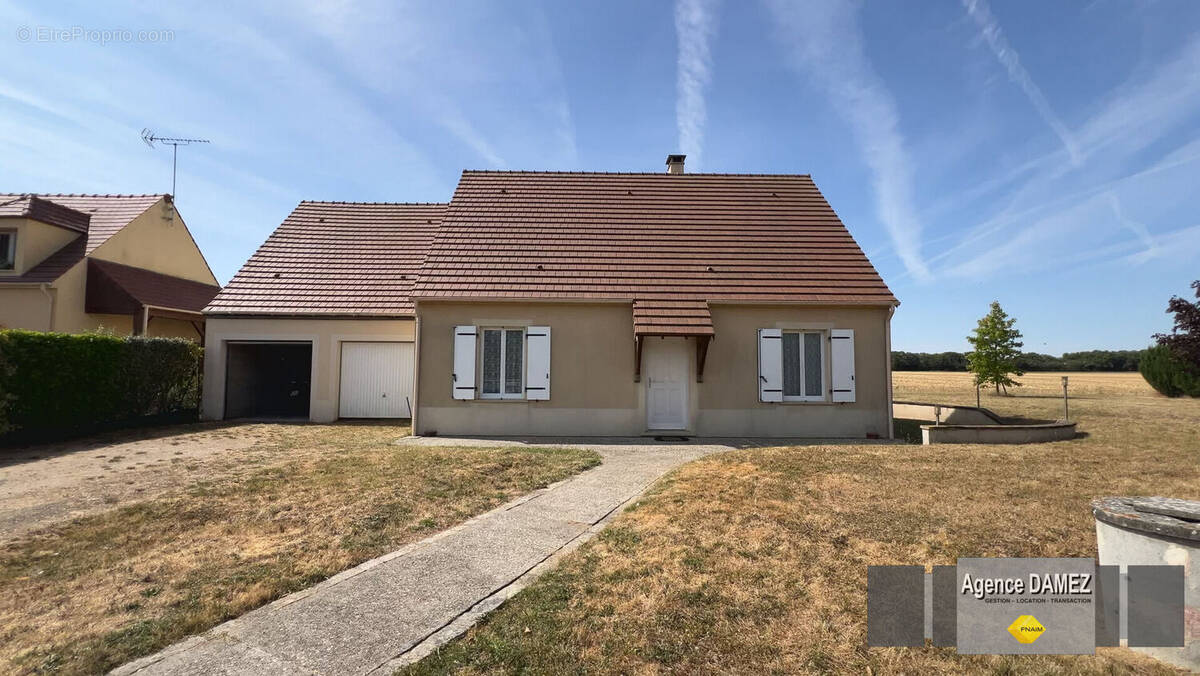 Maison à SAINVILLE