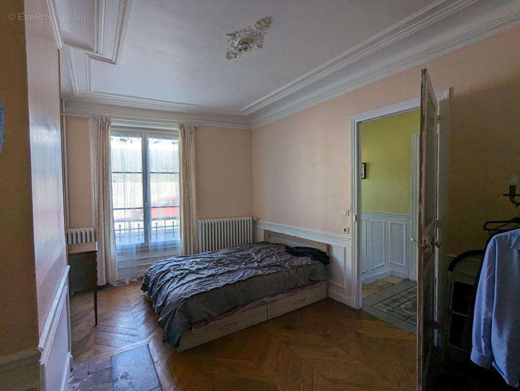 Maison à LA LOUPE