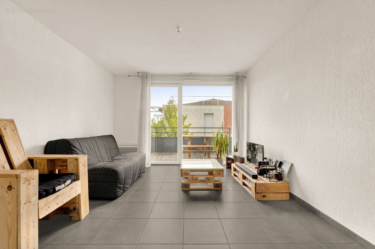 En exclusivité ! Appartement T2 de 41 m2 au 2ᵉ et dernier étage à Castanet-Tolosan - photo 2