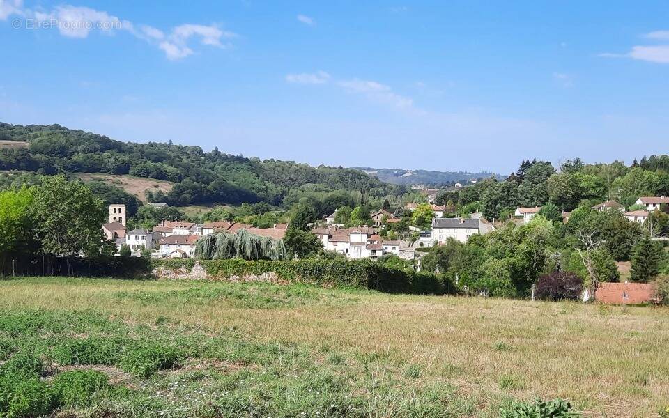 Terrain à LE VIGEN