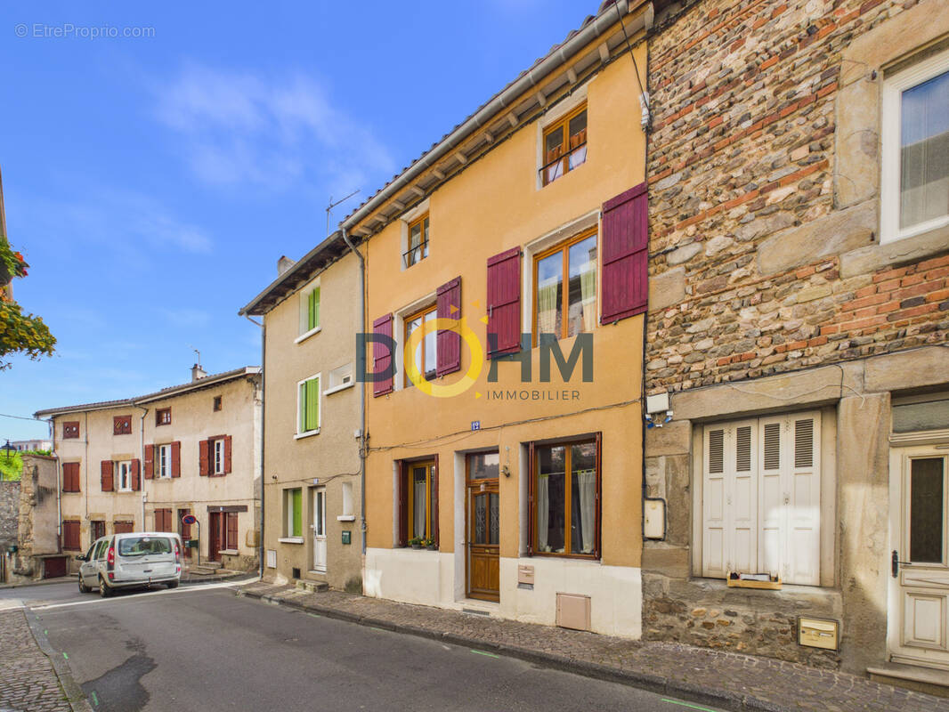 Maison à SAINT-GALMIER