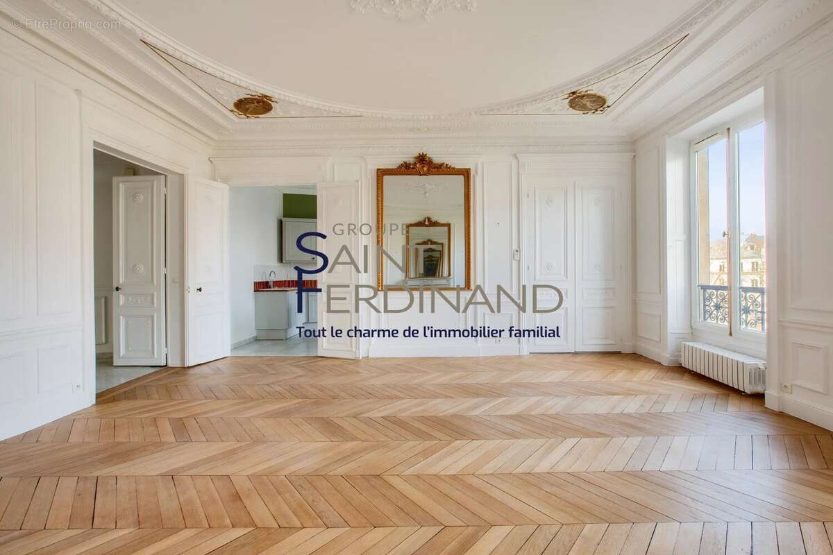 Appartement à PARIS-10E