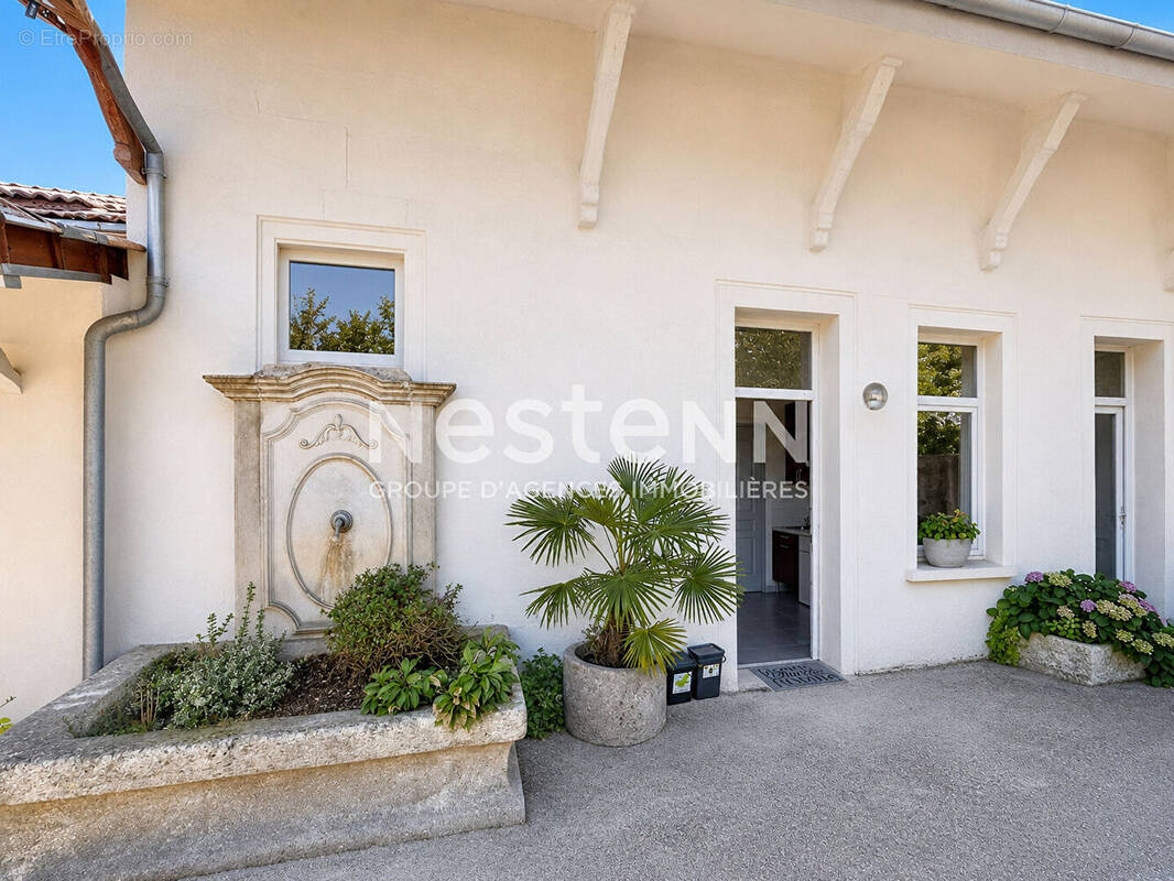 Appartement à LAMORLAYE