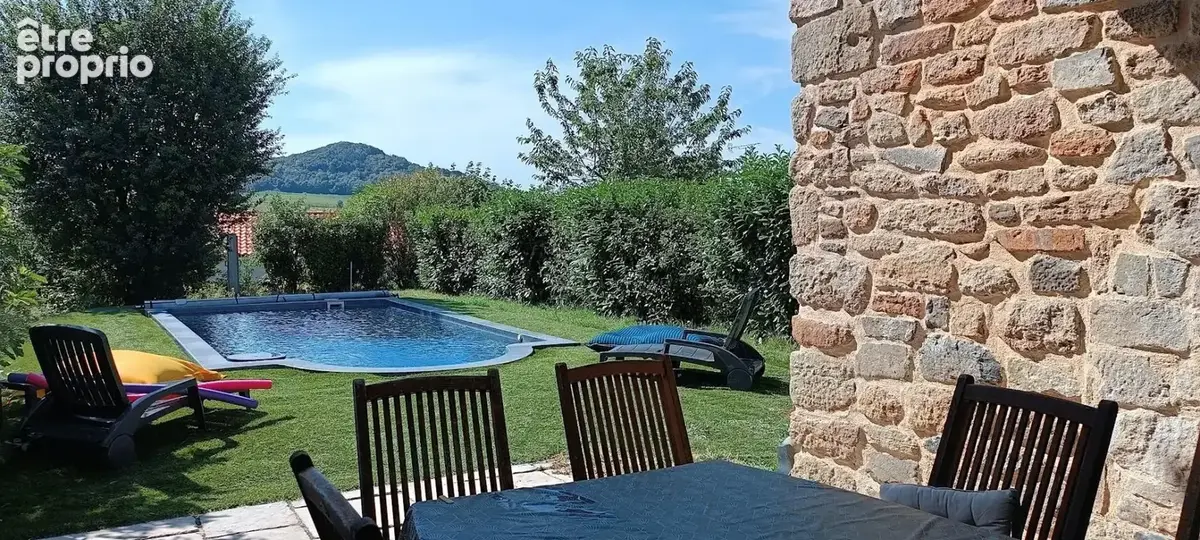 Maison avec vue et piscine, 6 chambres, à SAINT BABEL 63500 - photo 7
