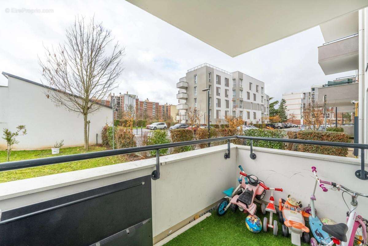 Appartement à SAINT-OUEN-L'AUMONE