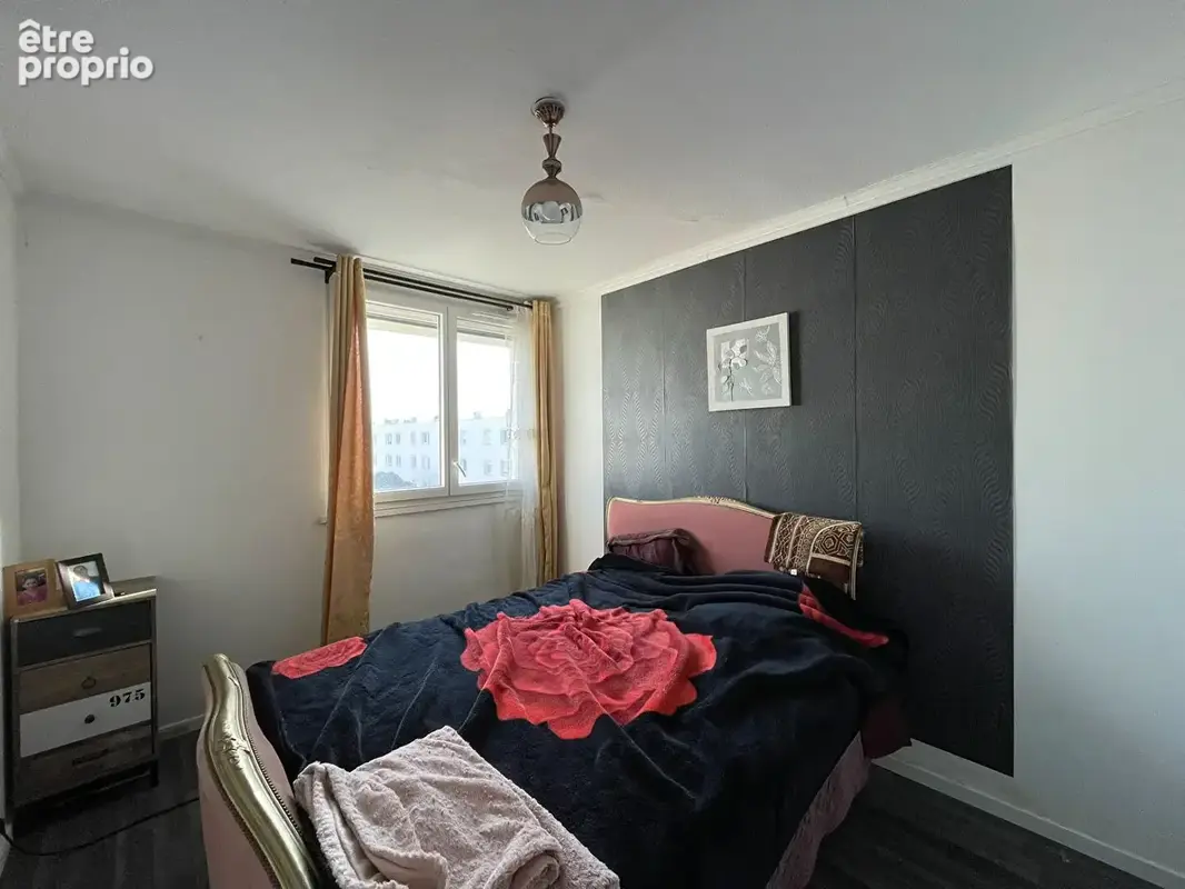 Cenon Palmer - Appartement T4 de 75 m² avec balcon et place de parking - photo 8