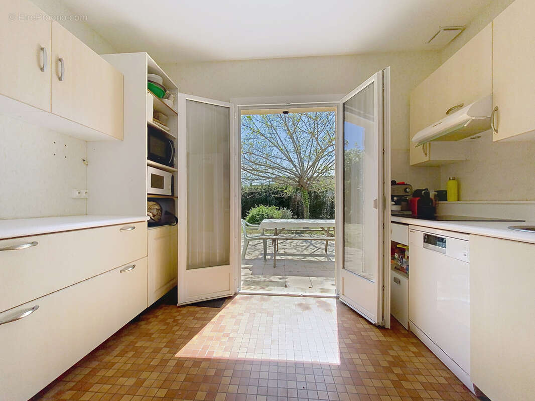 Maison à SAINT-JULIEN-EN-BORN