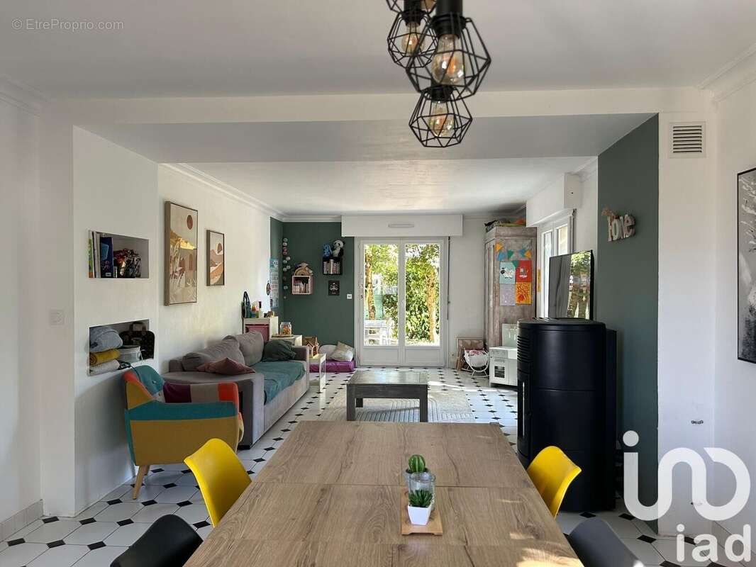 Photo 4 - Maison à DENEE