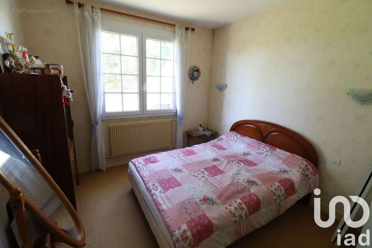Photo 9 - Maison à MONTGUYON