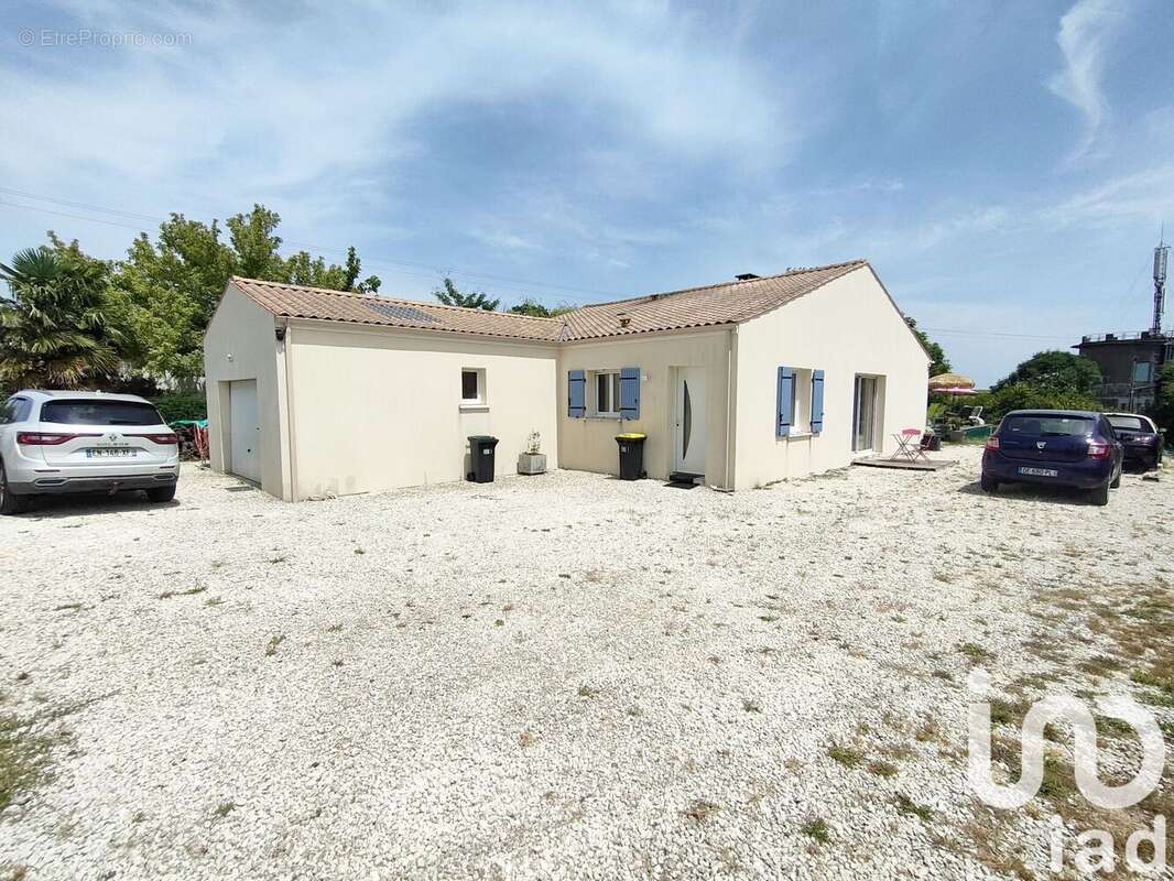 Photo 3 - Maison à MORTAGNE-SUR-GIRONDE