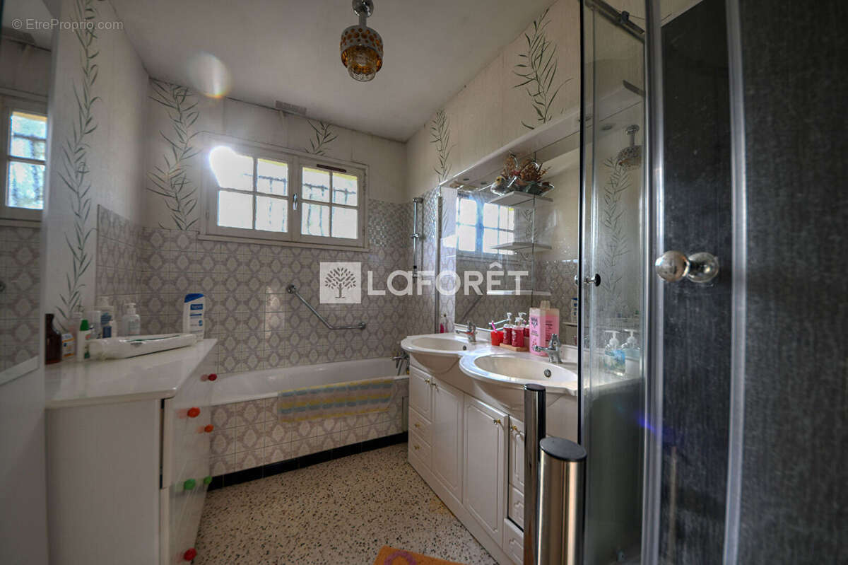 Maison à GIROUSSENS