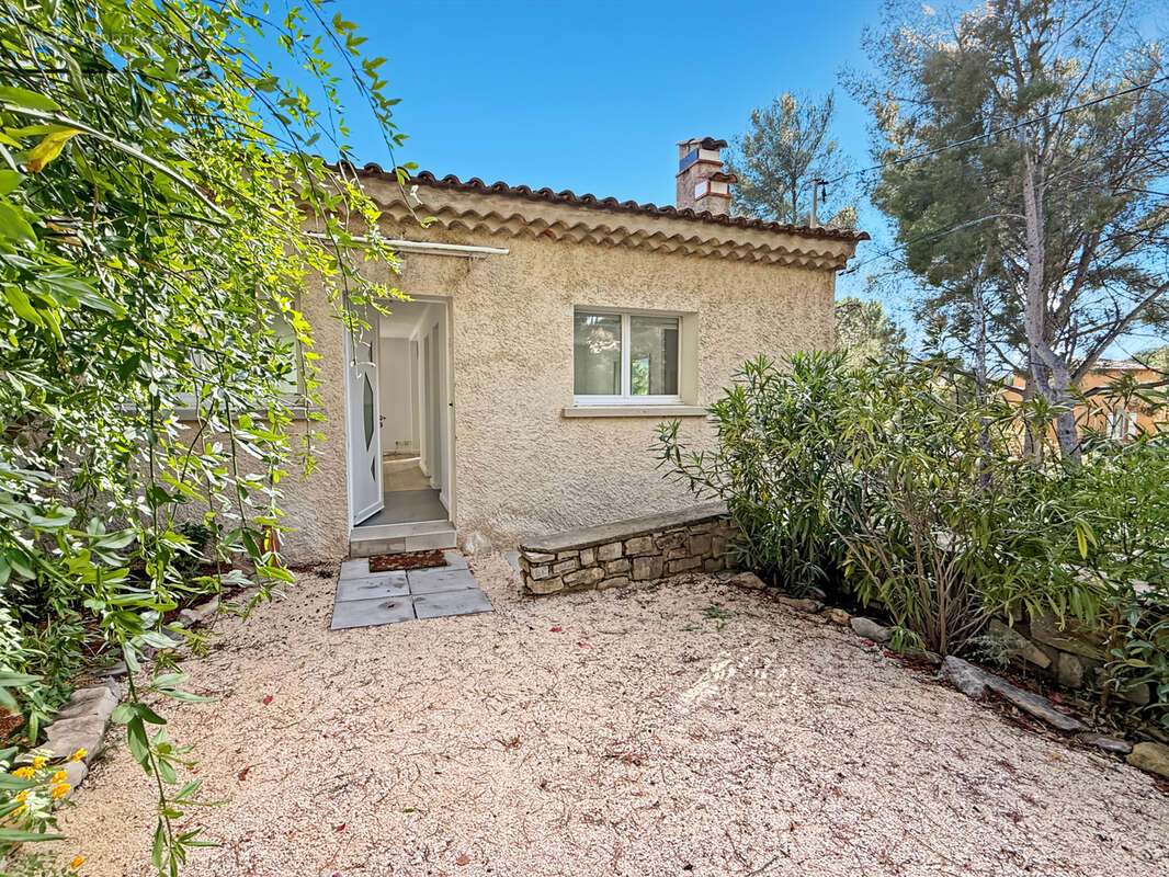 Maison à LA CADIERE-D&#039;AZUR