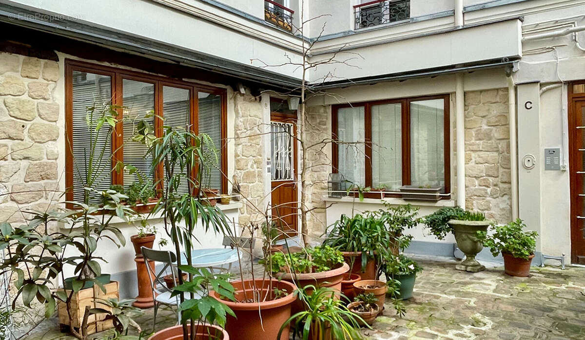 Appartement à PARIS-11E