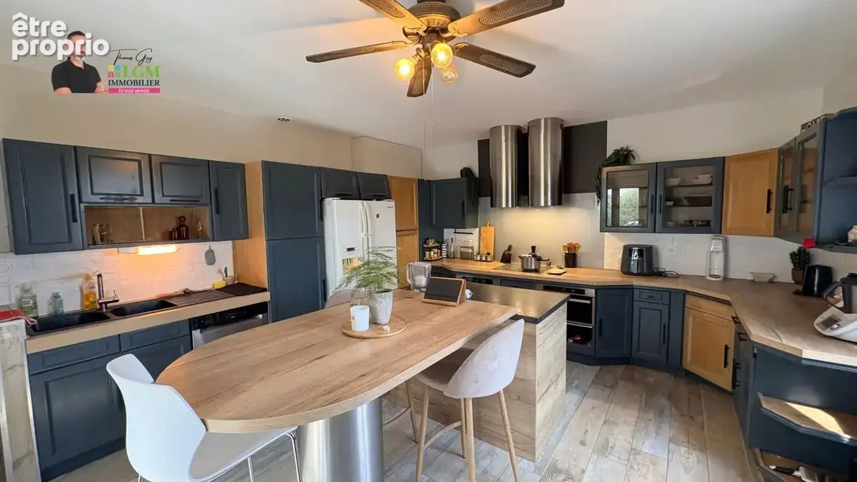 Maison et annexe À Vendre - photo 7