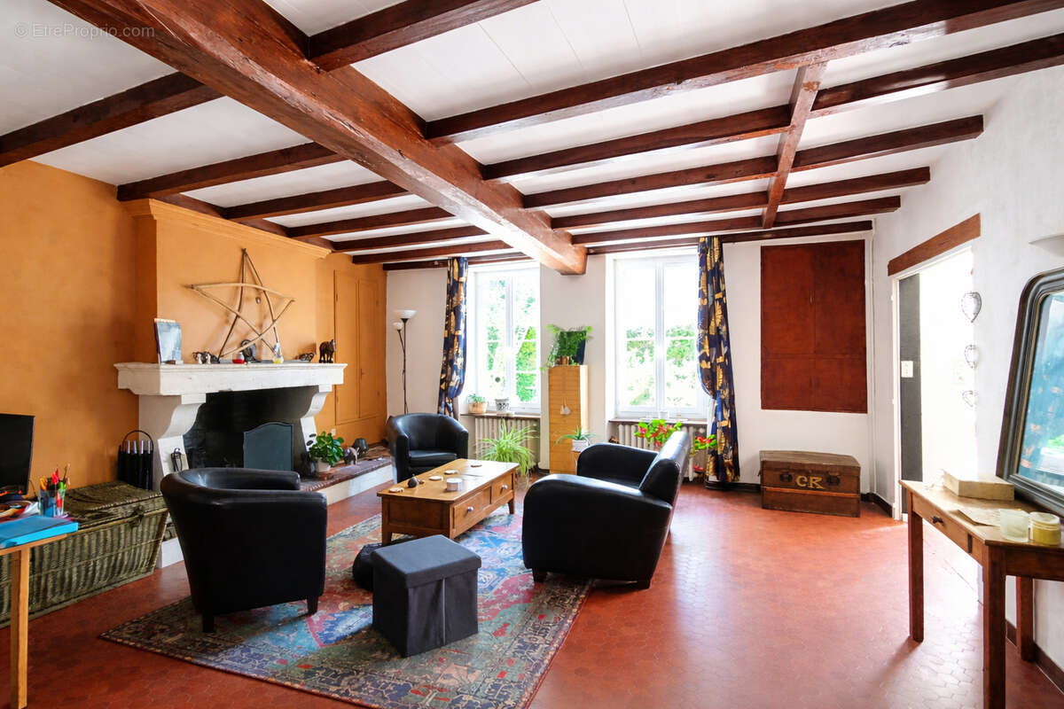 Maison à SAINT-BRICE