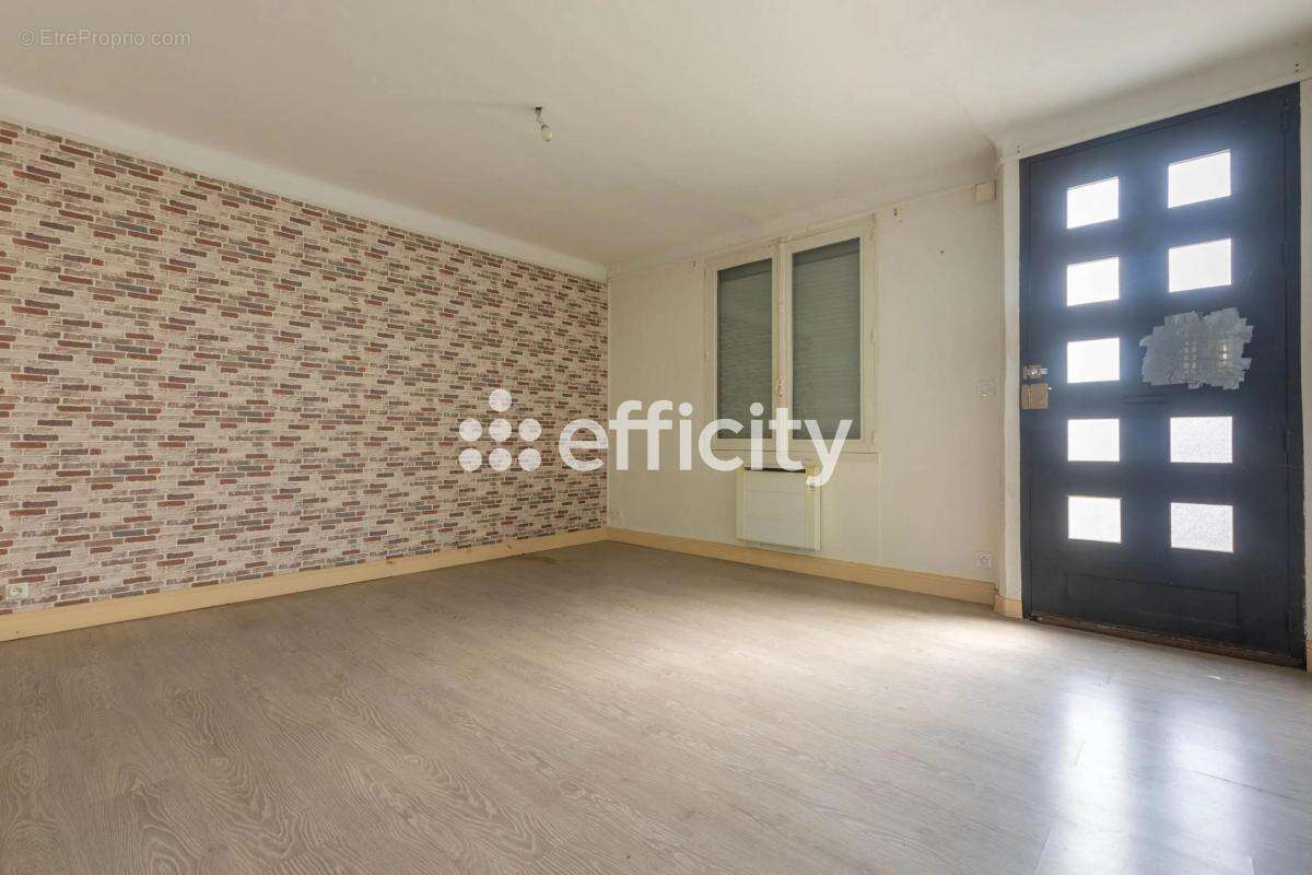 Maison 145 m² à La Bruffiere  - photo 7