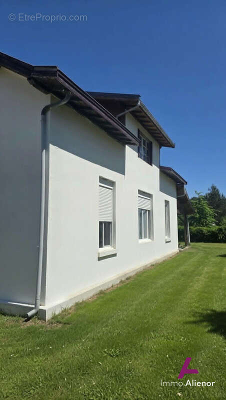 Maison à AUREILHAN
