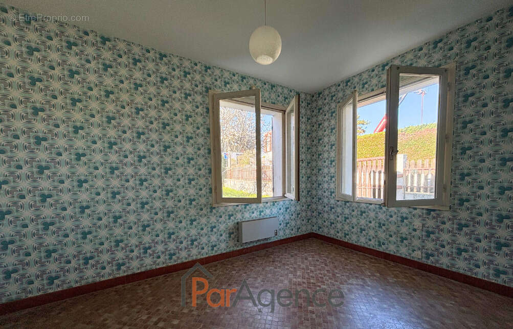 Maison à VAUX-SUR-MER