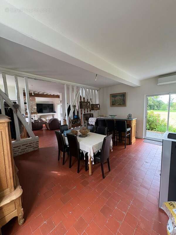 Maison 202 m² à Framerville-Rainecourt  - photo 9