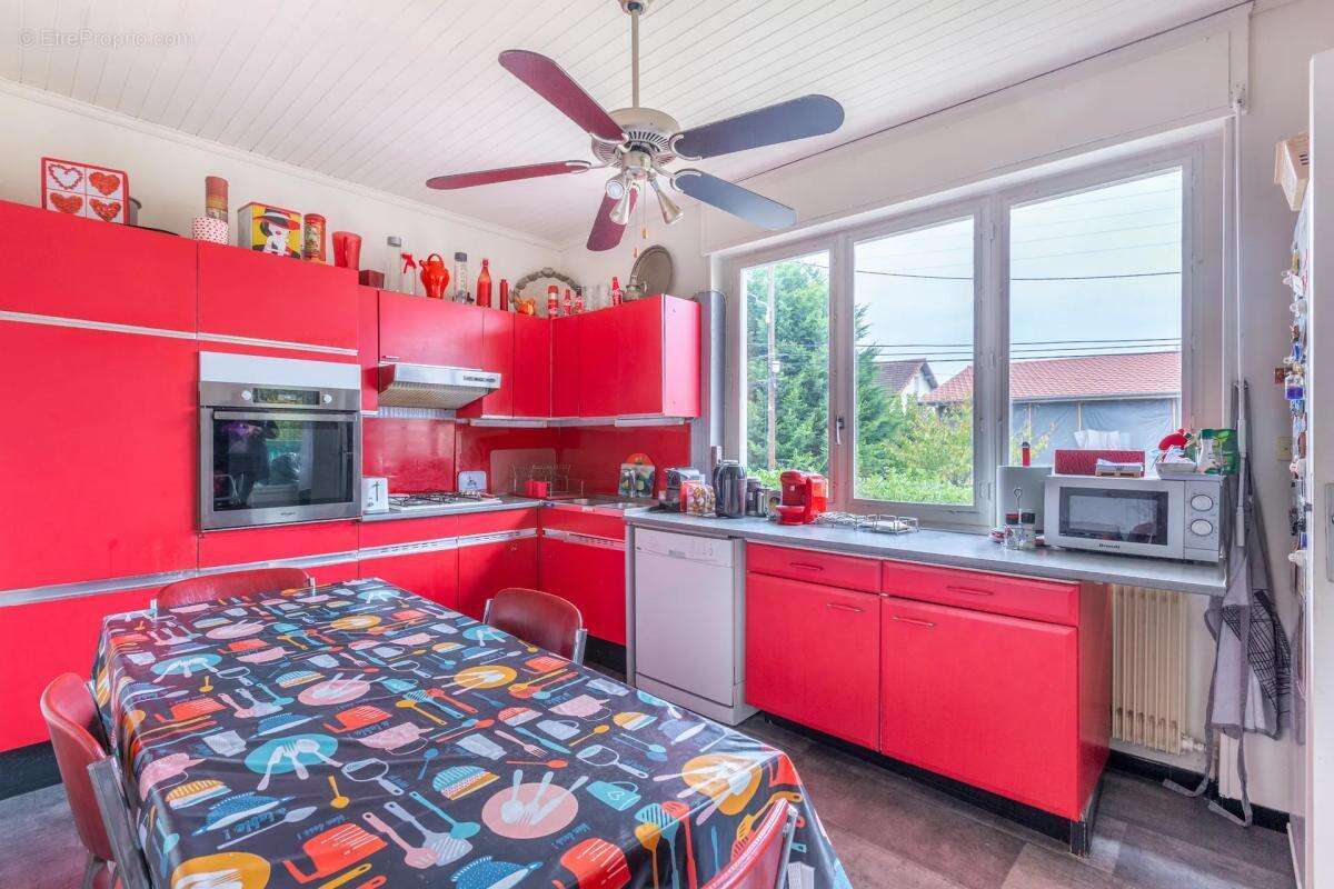 Maison à TASSIN-LA-DEMI-LUNE