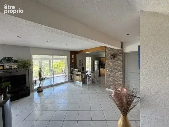 Maison 5 pièces 145 m² à vendre à Saint-Genest-Lerpt (42530) - photo 4