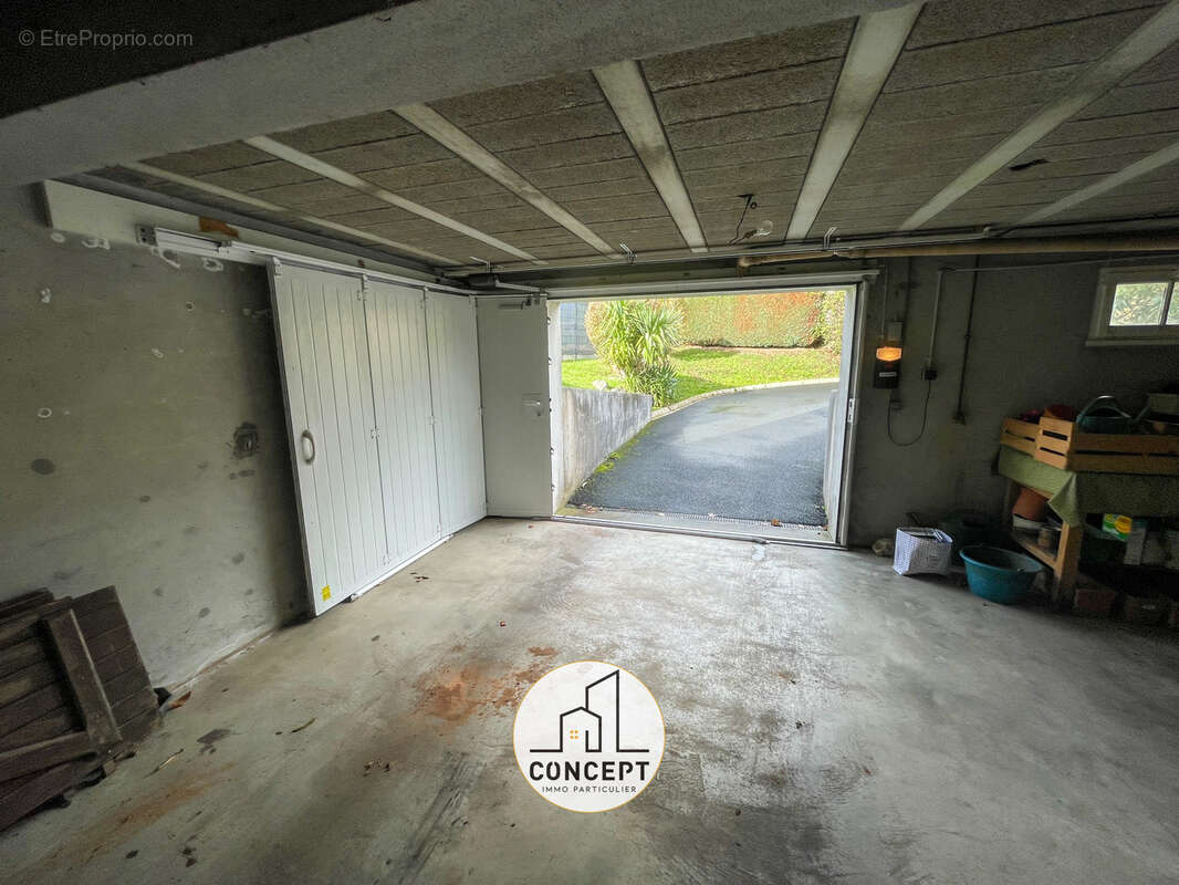 Maison à PLOUIGNEAU