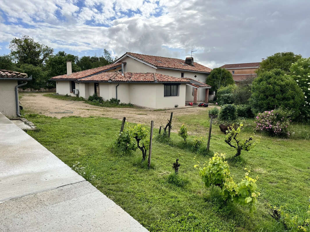 Maison à L&#039;ISLE-JOURDAIN