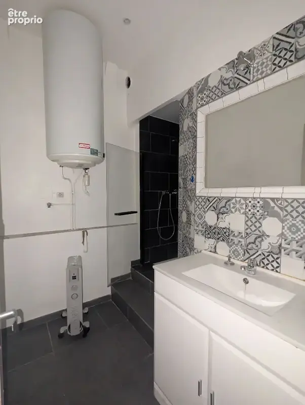 SALERNES appartement 2 pièces, 45 m² au 1er étage - photo 6