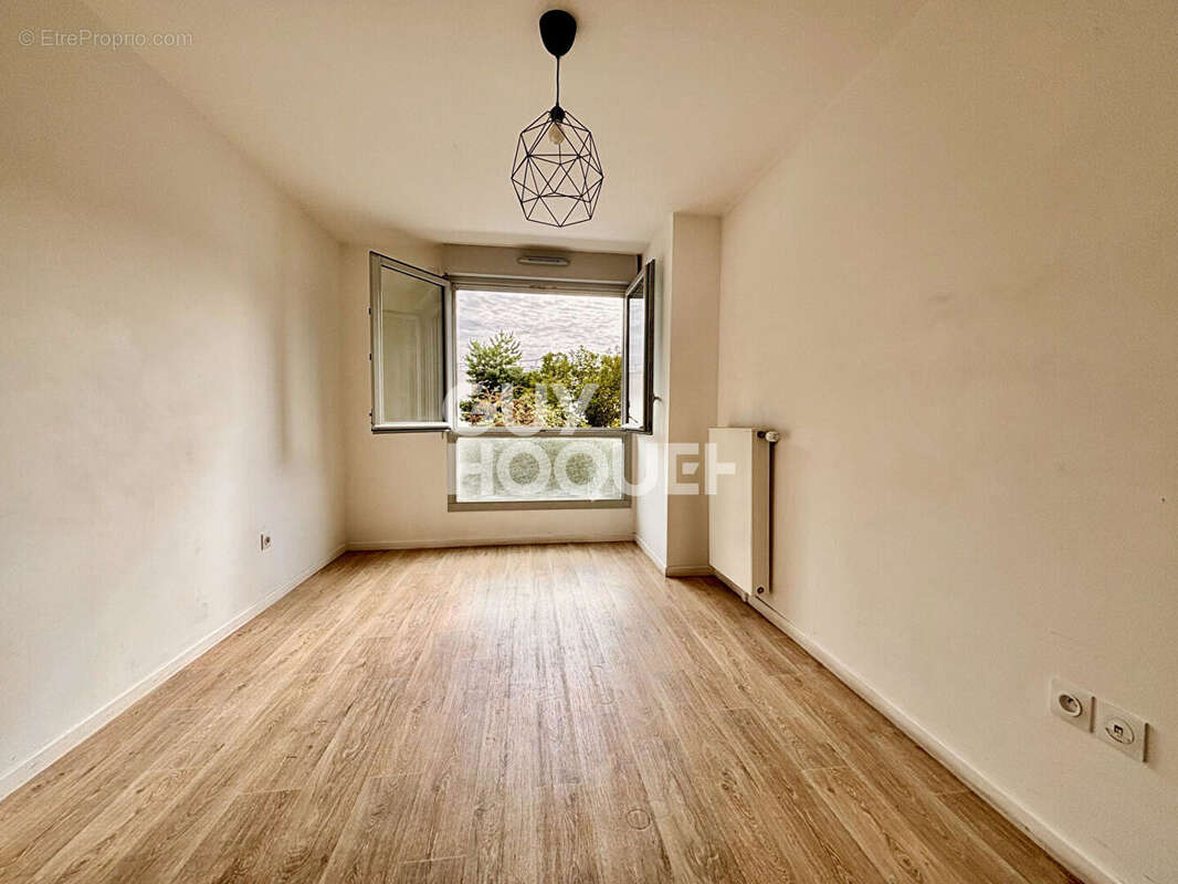 Appartement à AUBERVILLIERS