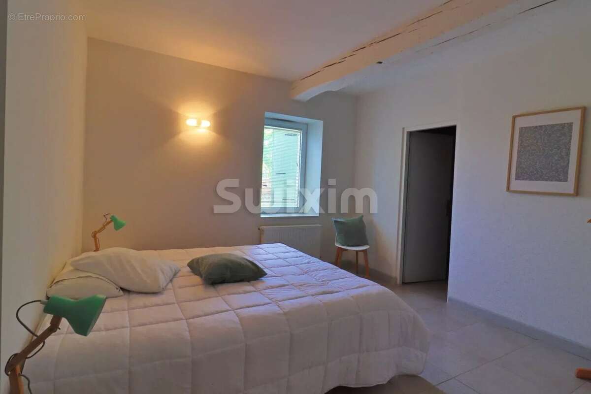 Maison à PONT-DE-BARRET