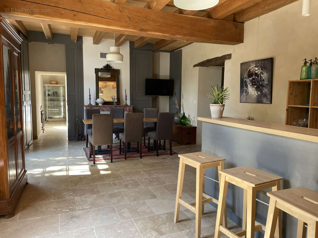Maison de maître dans un village pittoresque du Gers - photo 5