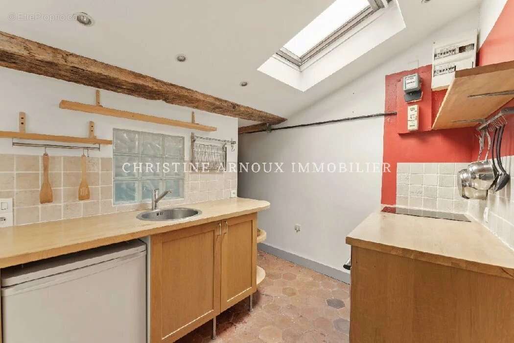 Appartement à PARIS-3E