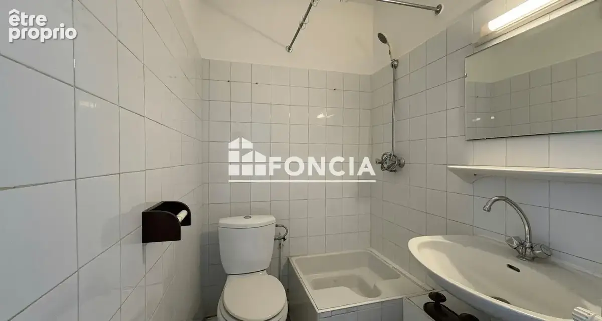 PERPIGNAN – T2 vue imprenable au 11ème étage avec ascenseur et vidéosurveillance - photo 6
