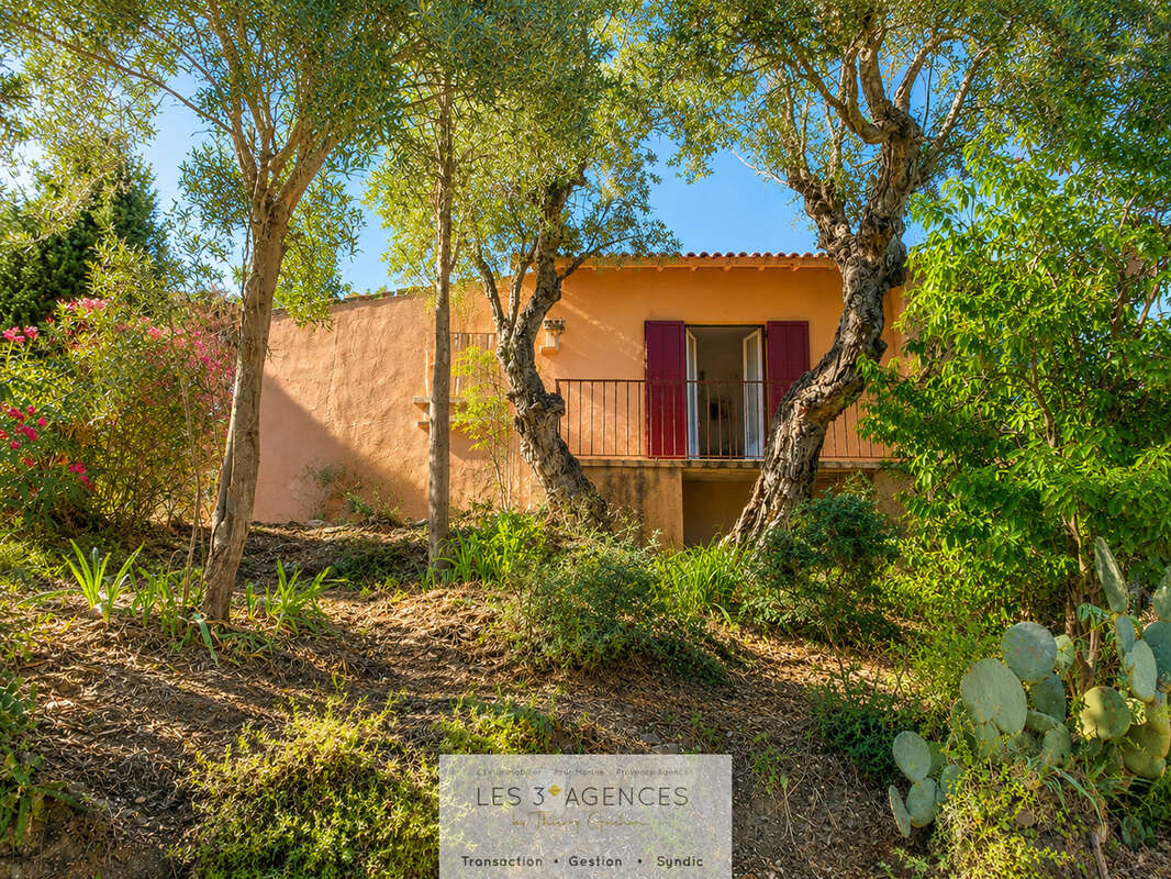 Maison à COGOLIN