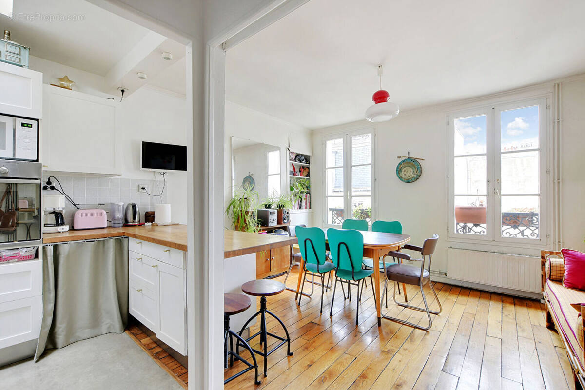 Appartement à PARIS-18E