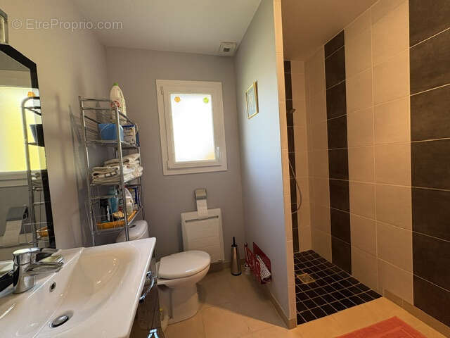 Maison à COLLEVILLE-SUR-MER