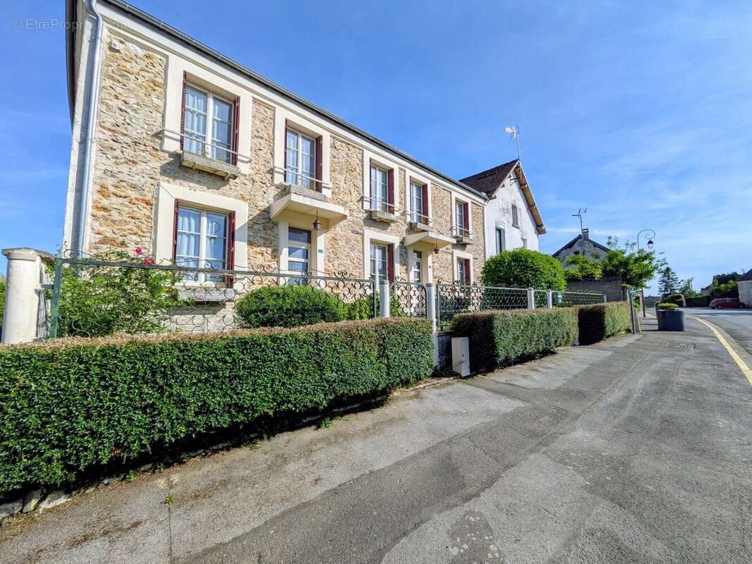 Maison à LA FERTE-GAUCHER