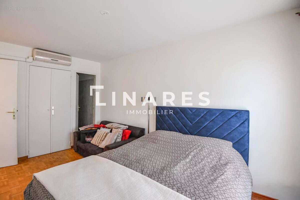 Appartement à MARSEILLE-4E