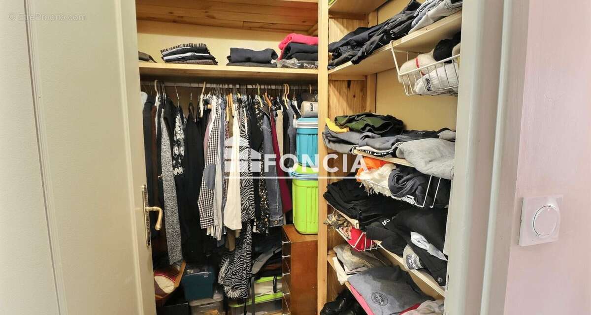 Appartement à SAINTE-FOY-LES-LYON