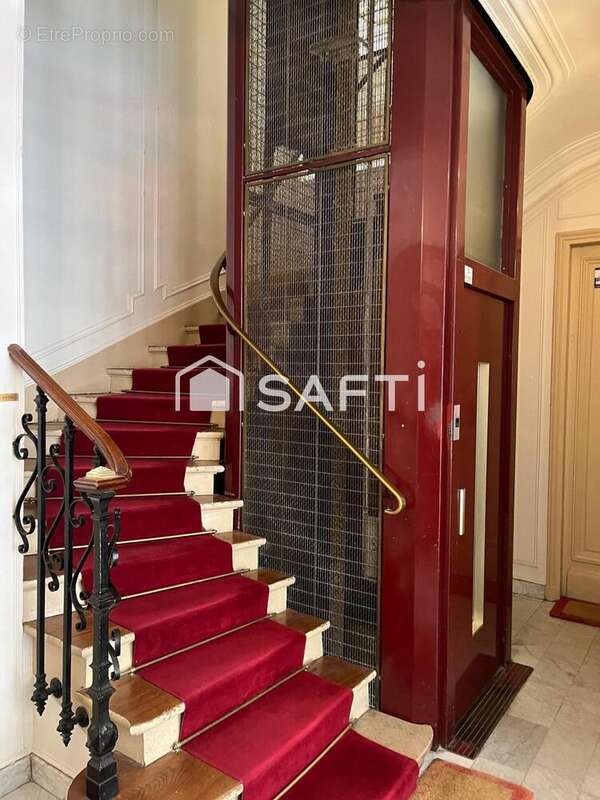Photo 3 - Appartement à PARIS-7E