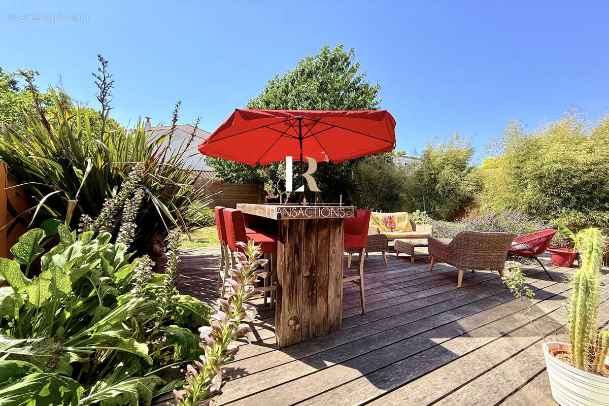 La Trompette - Magnifique maison bourgeoise avec jardin et dépendance - photo 7