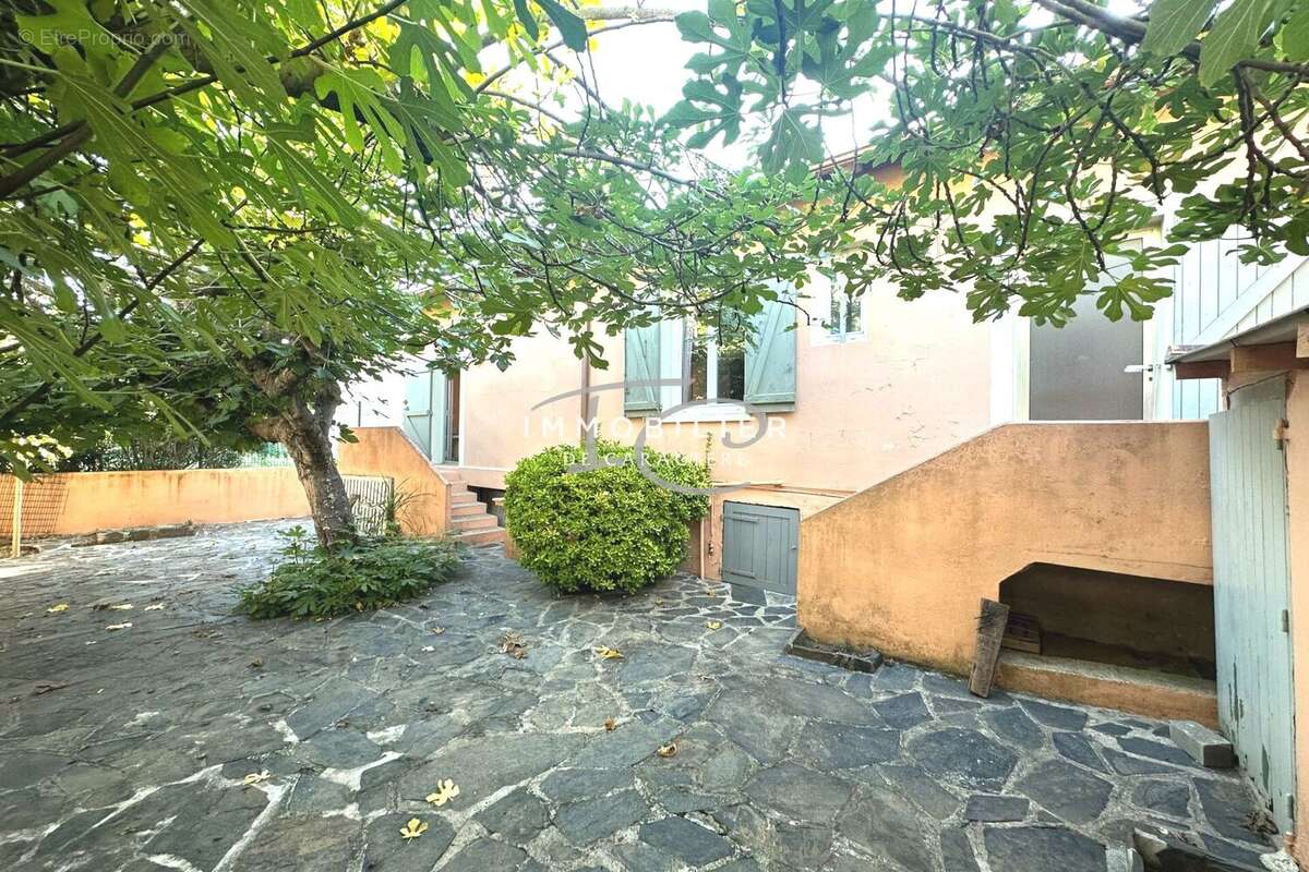 Maison à CAVALAIRE-SUR-MER