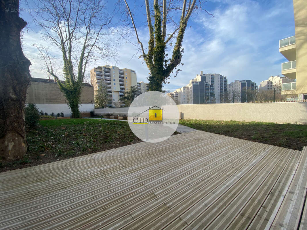 Appartement à VENISSIEUX