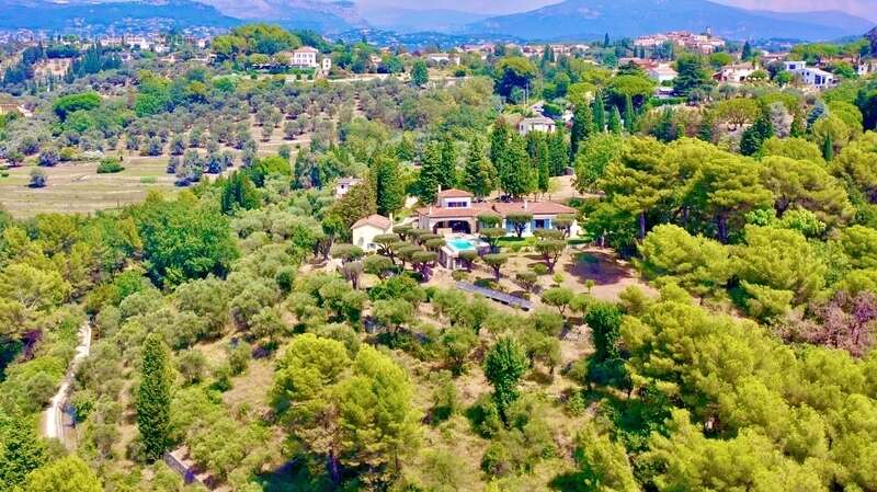 Propriété prestigieuse sur plus de 3,4 hectares - photo 4