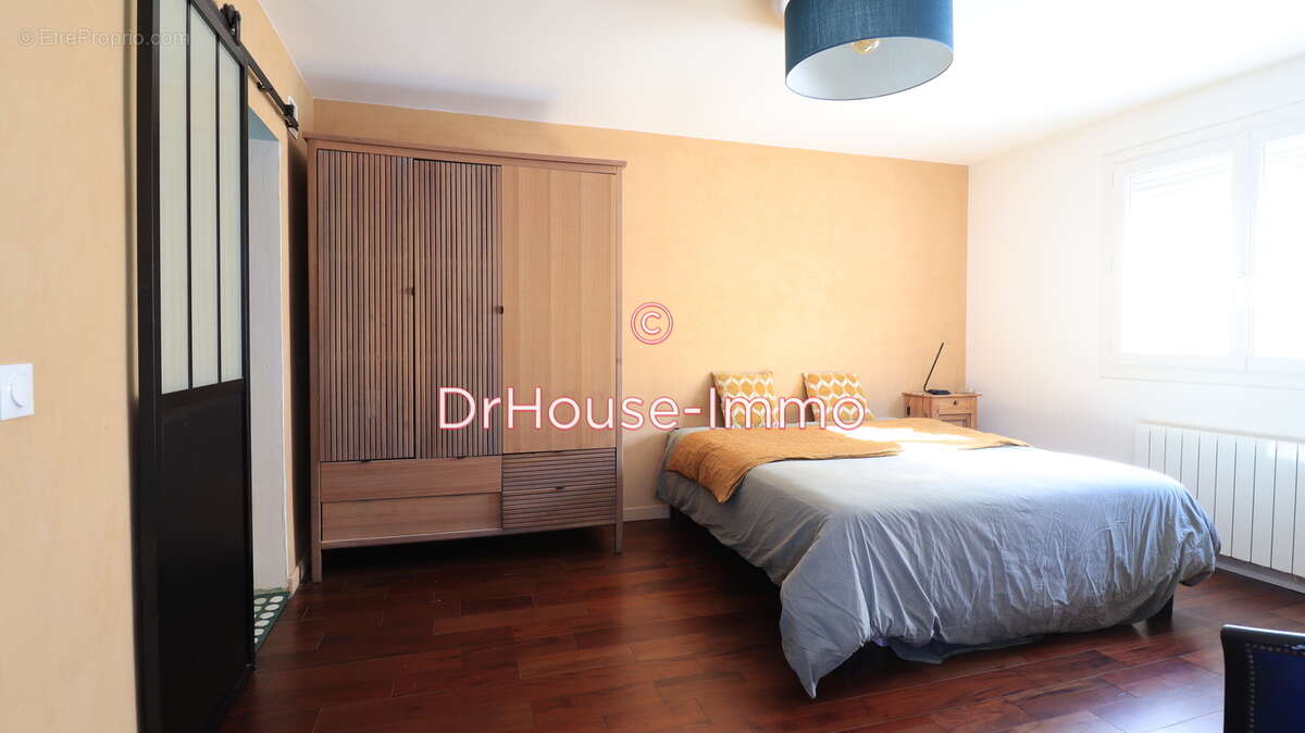 Maison à BLANQUEFORT