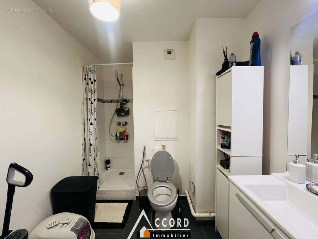 Appartement à SARTROUVILLE