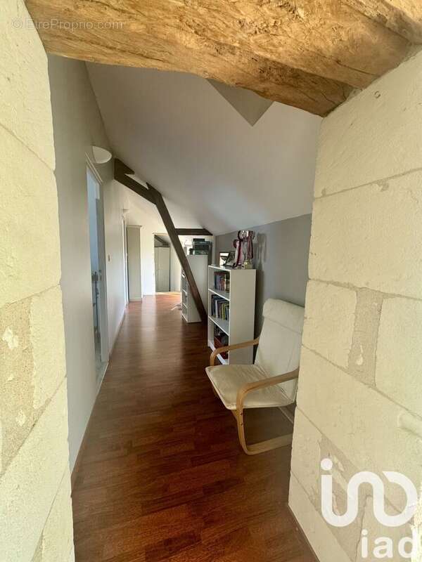 Maison 194 m² à Luze  - photo 6