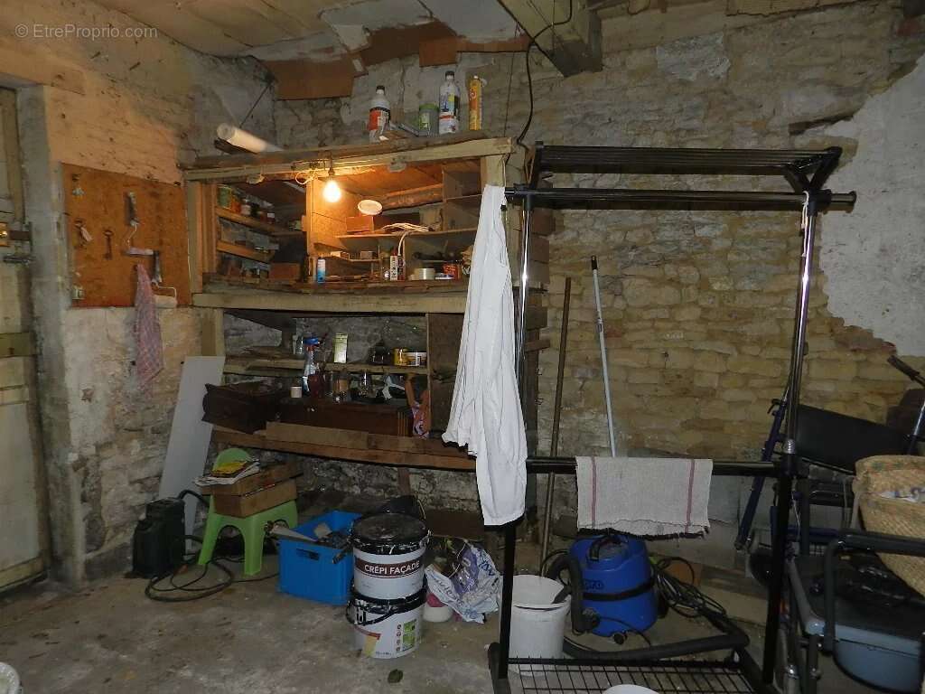 Maison à SAINT-PIERRE-SUR-DIVES