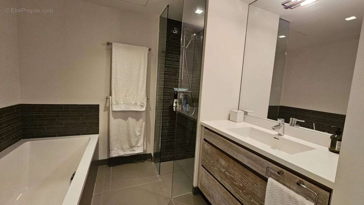 Exclusivité - Cap d'Antibes Gallice - 3P en rez-de-jardin surélevé  - Vue magnifique mer - photo 12